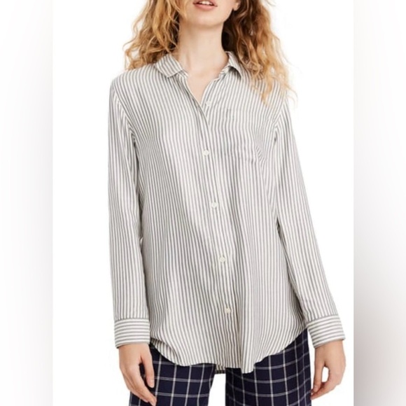 Madewell Women's Classic Ex-boyfriend Stripe Shirt In Blue Moon Medium Preppy - Picture 1 of 11
